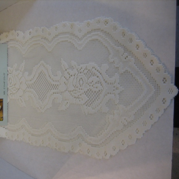 Natco Home Fashions Ivory Lace Table Runner 13x45 - Picture 2 of 5